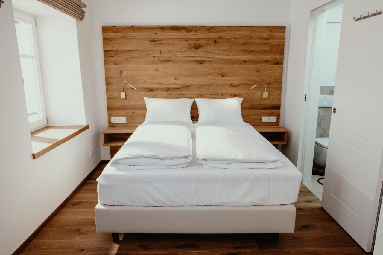 Hotel Schierlinger Braeustueberl Экстерьер фото