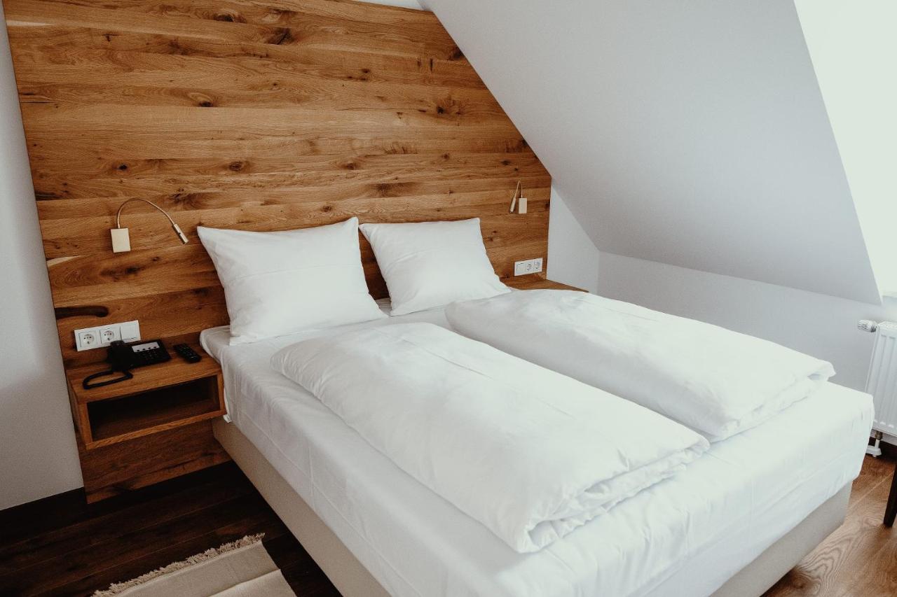 Hotel Schierlinger Braeustueberl Экстерьер фото