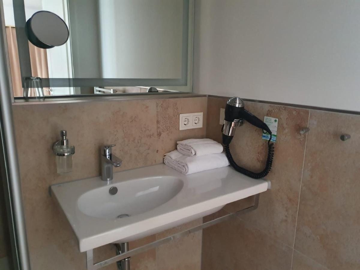 Hotel Schierlinger Braeustueberl Экстерьер фото